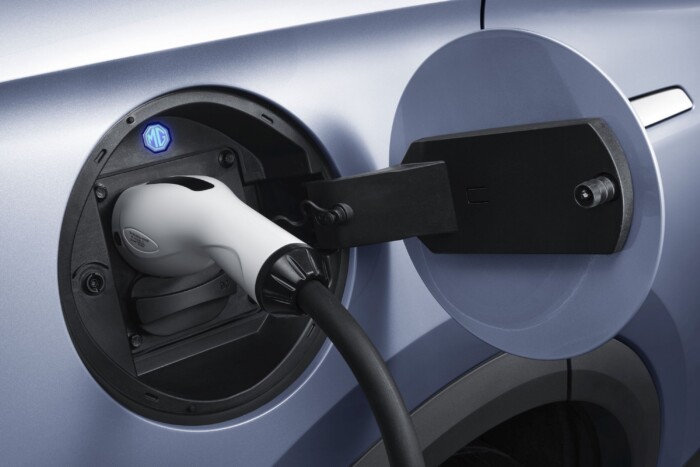 Varázsütésre duplájára nőtt az iPhone 15 akku-élettartama